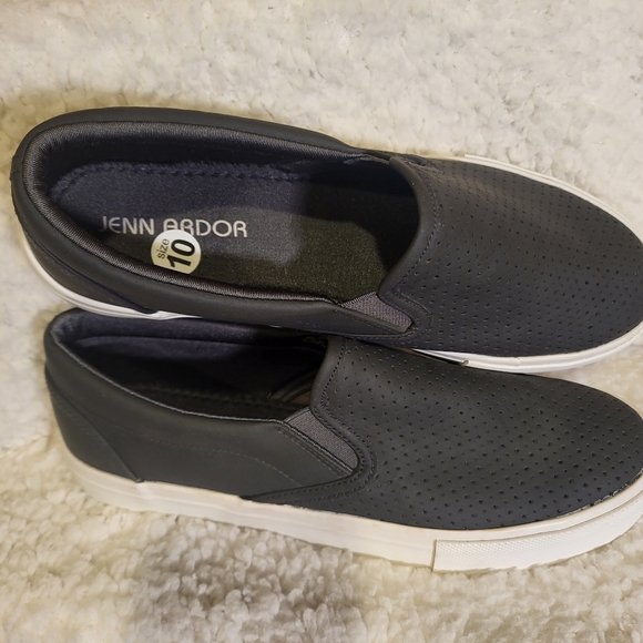 Jenn Ardor women's slip ons, size 10 casual walking shoes, Grey - Picture 1 of 8